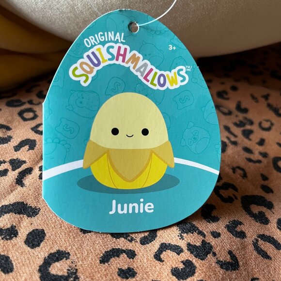 Squishmallows Junie the Banana 16" 2024 - Picture 3 of 5